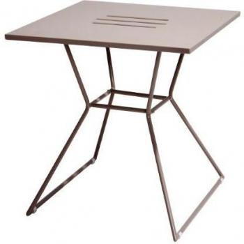 Table Carrée en Acier