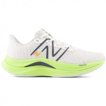 New Balance FuelCell Propel v4
