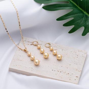 Conjunto de Collar y Pendientes de Aro de Plumeria Rellenos de Oro para Mujeres