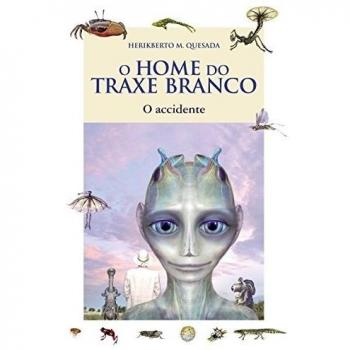 O home do traxe branco