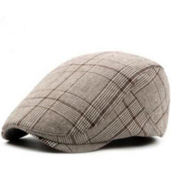 Gorra de cuadros al aire libre