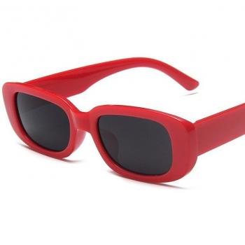 Rechteckige Retro-Sonnenbrille für Frauen