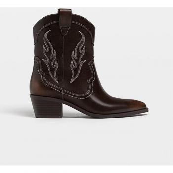 Stradivarius Rustic Brown Embroidered Cowgirl Ankle Boots