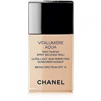 Chanel Vitalumière Aqua ultraleichtes Make-up für ein strahlendes Aussehen der Haut Farbton 40 Beige SPF 15 30 ml