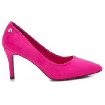 Zapatos Xti para mujer en color rosa con altura de tacón de 8cm