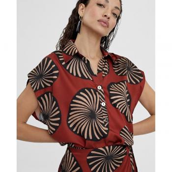 Blusa de mujer con estampado de Lola Casademunt