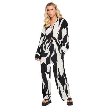 PixieGirl Petite PixieGirl Petite Black Mono Abstract Print Shirt