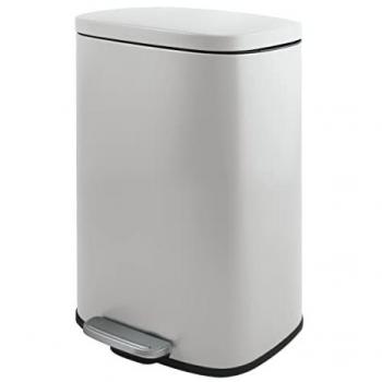 Cubo de Basura con Pedal Akira 30L Blanco Mate, Acero, Cierre Suave