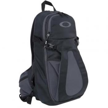 Oakley Seeker Traverse RC Blackout Hydration Backpack – Universal Fit