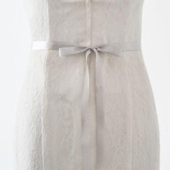 Accesorio de Vestido Nocturno: Cinturón Ópalo Glitz