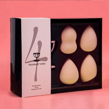 4 Esponjas de Maquillaje con Soporte