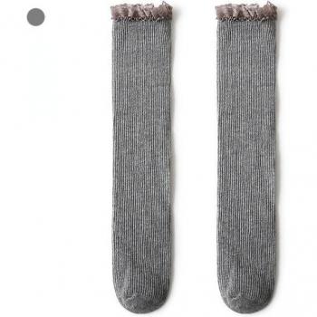 Calcetines largos de algodón con diseño de encaje