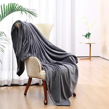 Cozy Sherpa Blanket for Living Room