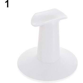 DIY Manicure Finger Rest Tool