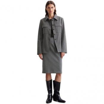 Grau‑Interlock‑Jersey Obermaterial: 69% Baumwolle, 29% Polyester, 2% Elasthan – Marc O’Polo Kurzjacke Größe 42