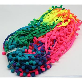 Trenza Artesanal de Pompón