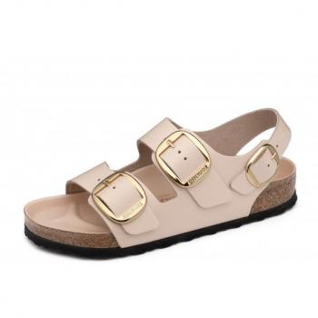 Birkenstock 9 US Female Beige Patent Slip‑on Sandals – Classic Buckle Finish