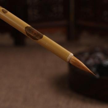 Pincel Pequeño de Caligrafía con Tinta China