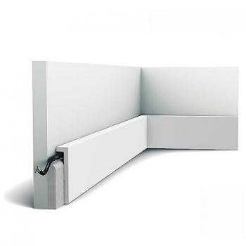 Surplinthe Orac SX171-RAL9003 – Famille Square, 200 mm × 10 mm × 22 mm, blanc sécurité