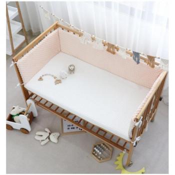 Grille de protection pour lit d'enfant