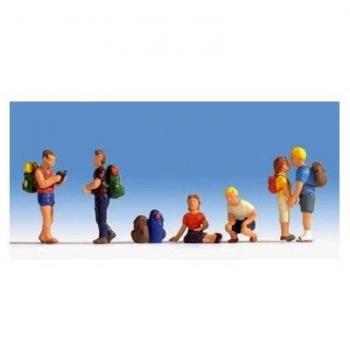 Walking Troops HO Model Kit – Noch 15873