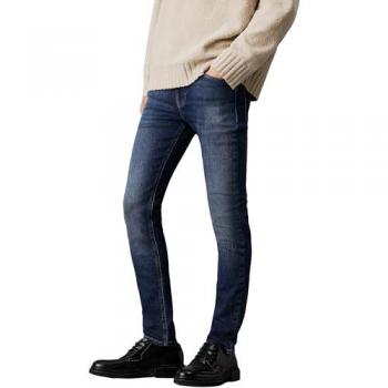 CK Classic Mid-Height Jeans – 36R