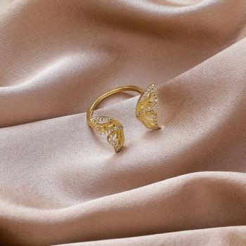 Anillo Dama Coreano con Diseño de Mariposa