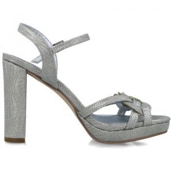 Sandalias de Mujer Menbur con Diseño Plateado