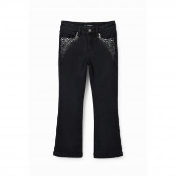 Gonna Denim Svasata Illustrazione