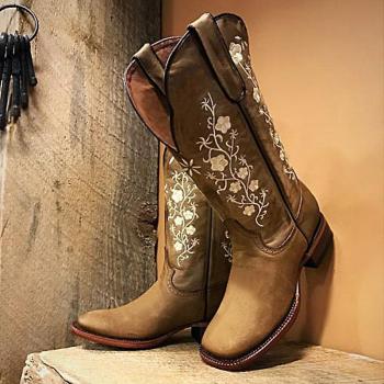 Vaqueras Bordadas con Puntera Cuadrada 40 mm