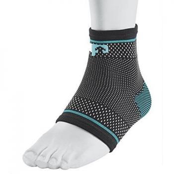 Ultimate Performance Ultimate Compression Elastic Ankle Support, Medium, Black/Blue Up5155m