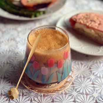 390ML Artistic Tulip Flower Heat-Resistant Cup