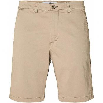Estilo Urbano: Bermuda Lino Formal en Color Marfil