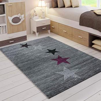 Kleiner Lila Sternteppich für Kinderzimmer