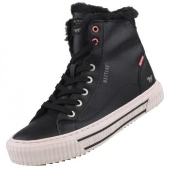 MUSTANG Sneaker aus Lederimitat