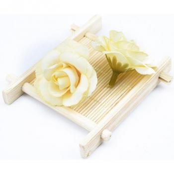 Cercle Floral d’Artifice : Roses 10×4CM – Décoration Murale et Maison