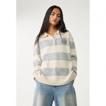 XS Polo Vaniglia di Stradivarius