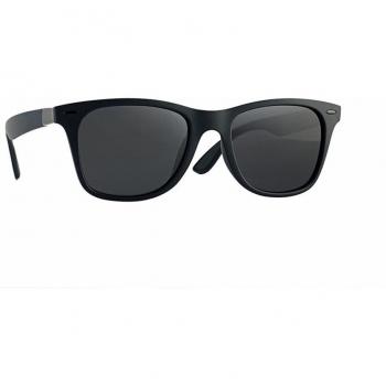 Polarisierte Sonnenbrille für stilbewusste Männer