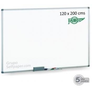 Pizarra blanca melaminada Faibo 122x200 cm con marco de aluminio y cajetín
