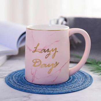 Vaso Europeo Marfil y Oro