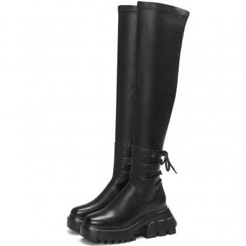Botas de Cuero a la Rodilla con Tacón Estilizado