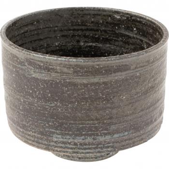 Marui Seito 11 cm Hechimon Matcha Bowl – Shigaraki Ware, Dark Steel with Brown Accent