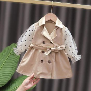 Gabardina con solapa de doble botonadura para niñas