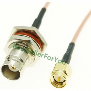 Connecteur coaxial BNC femelle et prise SMA mâle