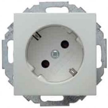 Berker Schuko-Steckdose pws 47271909 45° S.1