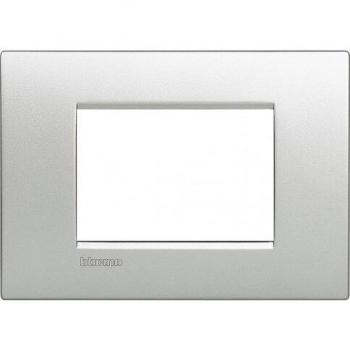 Placa metálica BTICINO LNC4803TE con 3 unidades módulo