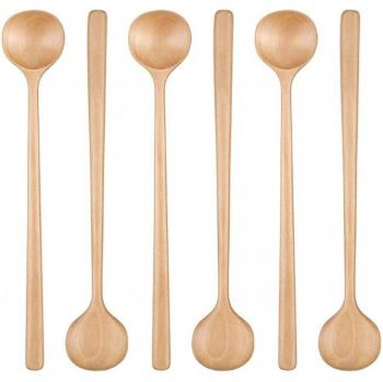 Cuillères à soupe et thé en bois maniérables
