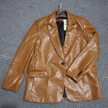 Chaqueta y Pantalones Elegantes para Mujer