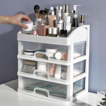 Organizador de joyería y utensilios de belleza