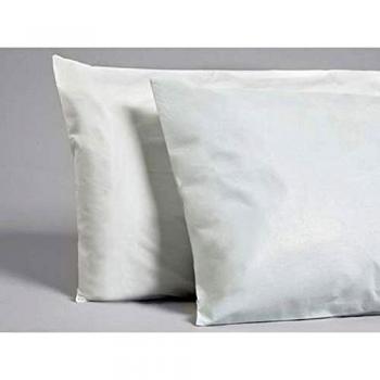 Water-Resistant Pillowcase with Zip 74 x 48 cm